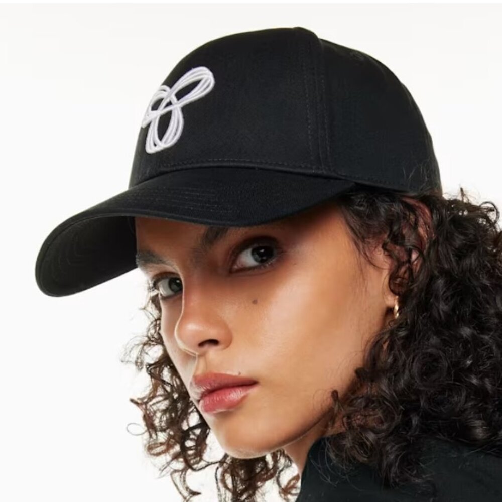 Aritzia TNA Baseball Cap, NEW